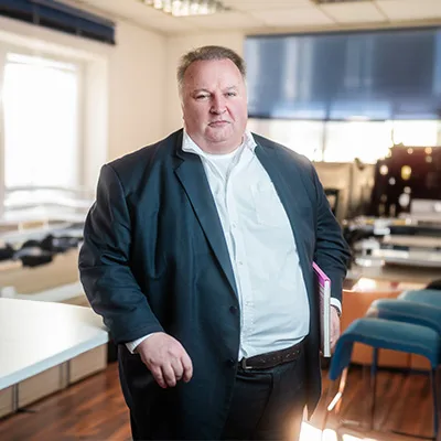 Porträtfoto von Michael Wutz, Geschäftsführer | Senior Consultant bei der UTB